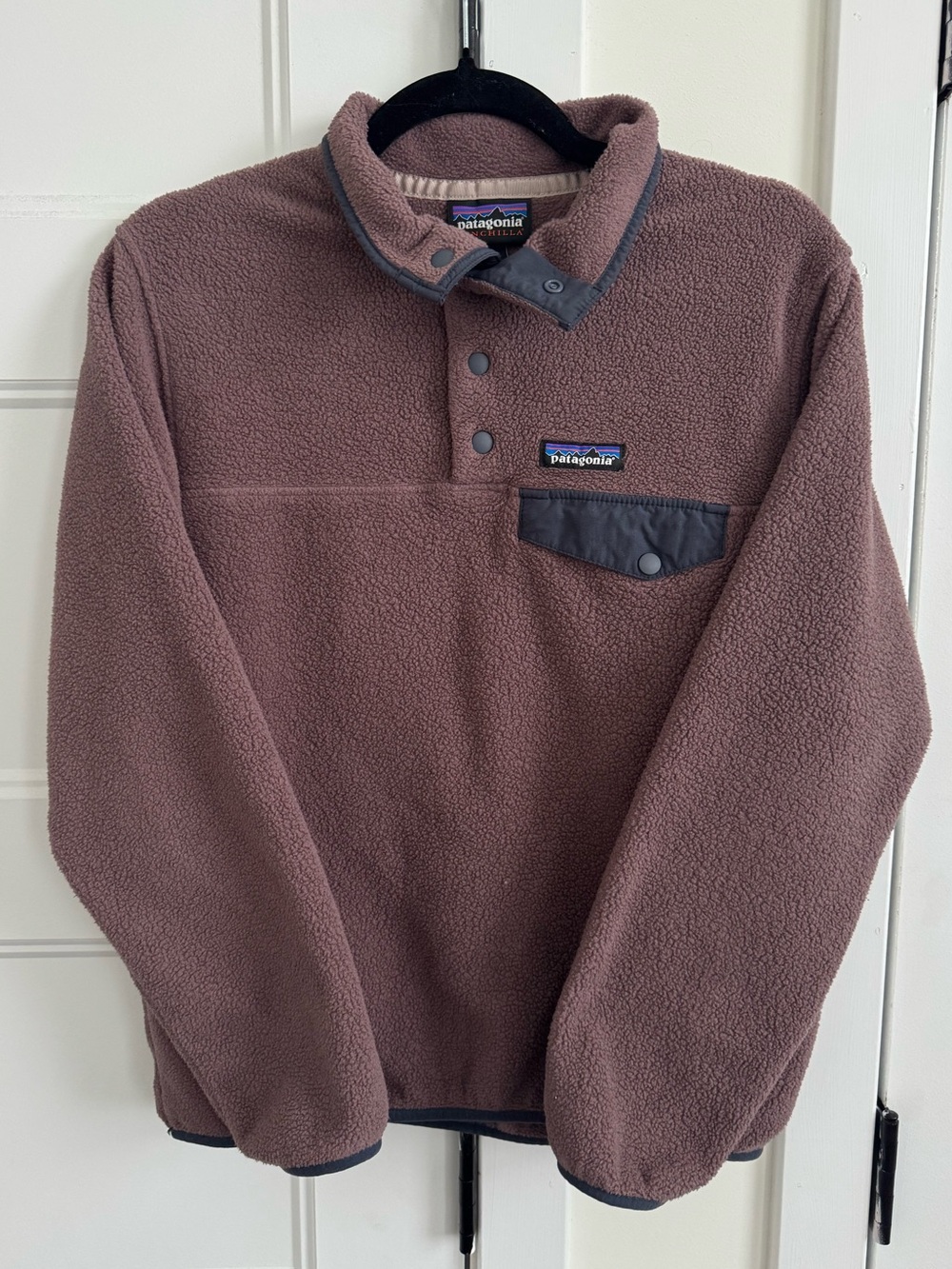 Patagonia Synchilla Lightweight Snap-T Fleece in Women’s FA22 Dulse Brown